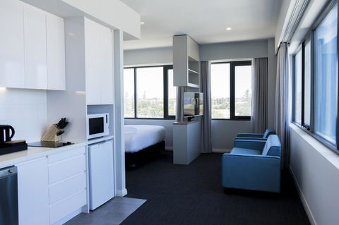 The Gerald Apartment Hotel - Accommodation Cooktown 4