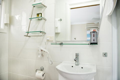 Nelson Bay Bed & Breakfast - Accommodation Cooktown 25