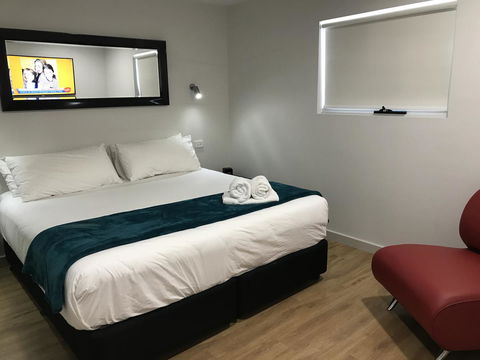 Jesmond Executive Villas - Accommodation Cooktown 5