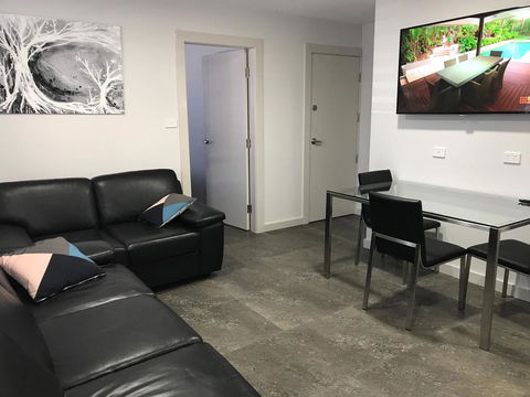 Jesmond Executive Villas - Accommodation Cooktown 9