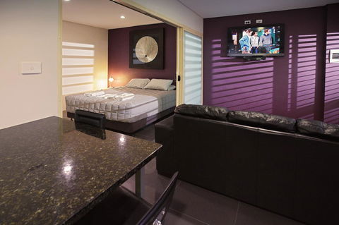 Jesmond Executive Villas - Accommodation Cooktown 28