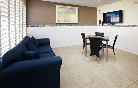Jesmond Executive Villas - Accommodation Cooktown 20