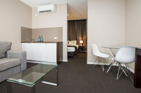 Crossroads Hotel - Accommodation Cooktown 38