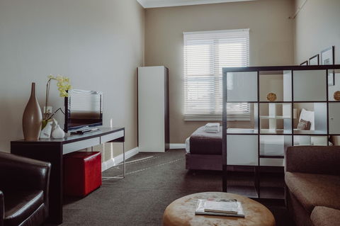 Crossroads Hotel - Accommodation Cooktown 14