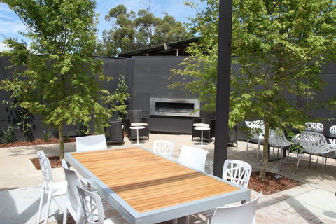 Crossroads Hotel - Accommodation Cooktown 23