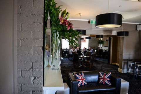 Crossroads Hotel - Accommodation Cooktown 37