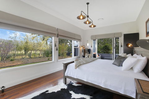 Romanz In The Valley (Luxury B&B) - Accommodation Cooktown 2