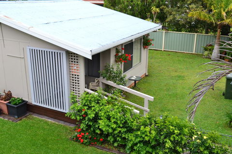 Sundial Holiday Units - Accommodation Cooktown 30