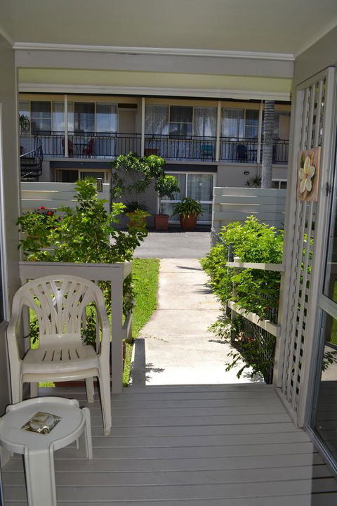 Sundial Holiday Units - Accommodation Cooktown 27