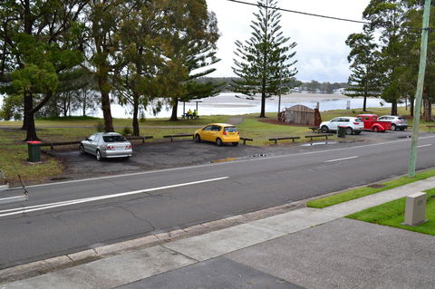 Sundial Holiday Units - Accommodation Cooktown 35