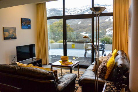 Lantern 1 Bedroom Balcony With Panoramic View - Accommodation Cooktown 1