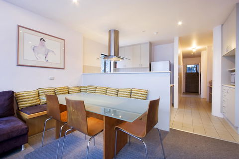 Lantern 1 Bedroom Balcony With Panoramic View - Accommodation Cooktown 13