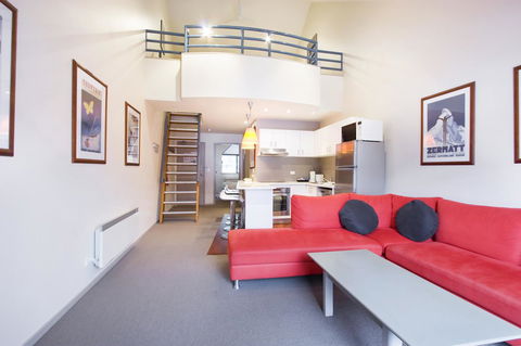Lantern 1 Bedroom Balcony With Panoramic View - Accommodation Cooktown 21