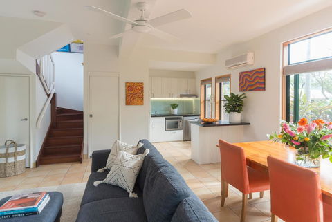 The Crest Byron Bay - Accommodation Cooktown 2