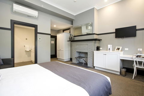 CH Boutique Hotel & Apartments, Ascend Hotel Collection - Accommodation Cooktown 21