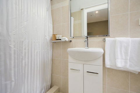 CH Boutique Hotel & Apartments, Ascend Hotel Collection - Accommodation Cooktown 36