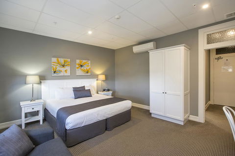 CH Boutique Hotel & Apartments, Ascend Hotel Collection - Accommodation Cooktown 17