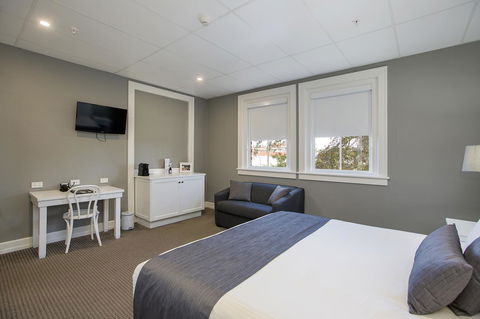 CH Boutique Hotel & Apartments, Ascend Hotel Collection - Accommodation Cooktown 18
