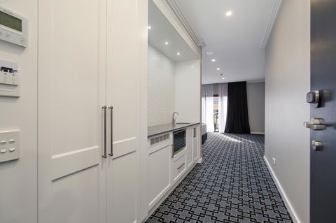 CH Boutique Hotel & Apartments, Ascend Hotel Collection - Accommodation Cooktown 6