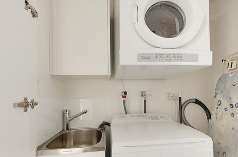 Wyndel Apartments Neutral Bay - Military - Accommodation Cooktown 11