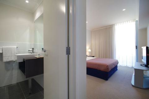 Macquarie Waters Boutique Apartment Hotel - Accommodation Cooktown 22