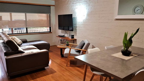 Great Escape Lofts - Accommodation Cooktown 9