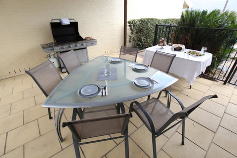 Great Escape Lofts - Accommodation Cooktown 25