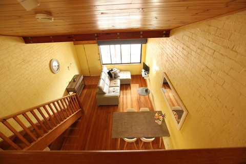 Great Escape Lofts - Accommodation Cooktown 21