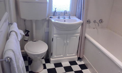 182 Anson Street - Accommodation Cooktown 5