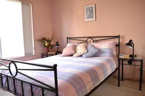 Bundle Hill Cottages - Accommodation Cooktown 28