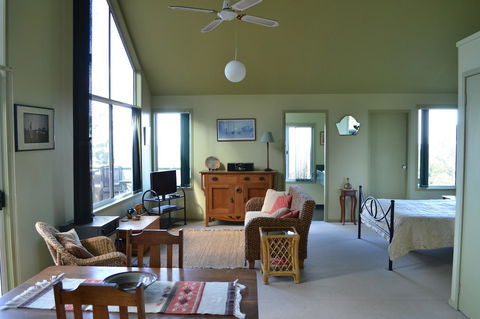 Bundle Hill Cottages - Accommodation Cooktown 44