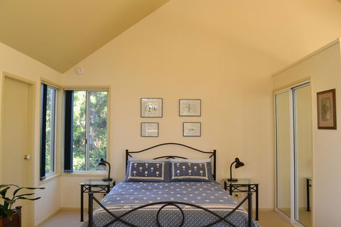Bundle Hill Cottages - Accommodation Cooktown 39