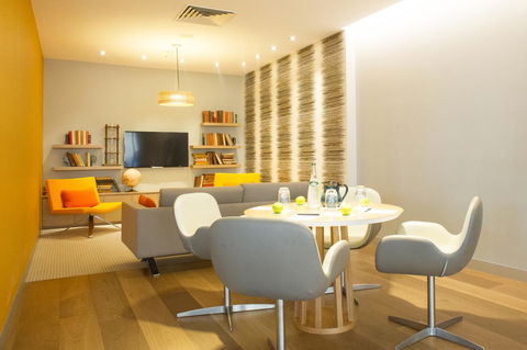 Novotel Sydney Darling Harbour - Accommodation Cooktown 27