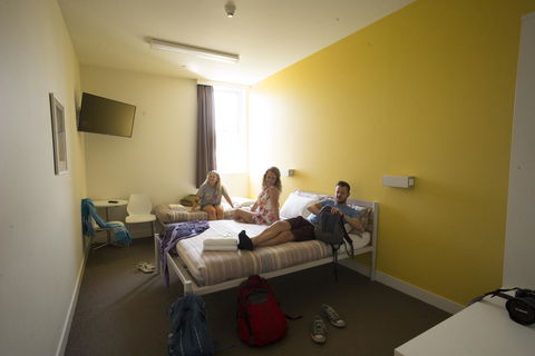 YHA Sydney Harbour - Accommodation Cooktown 3