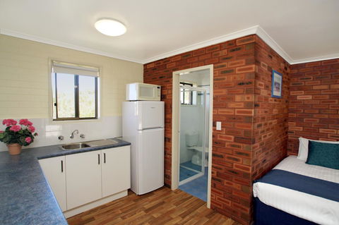 Pelican Motor Inn - Accommodation Cooktown 36