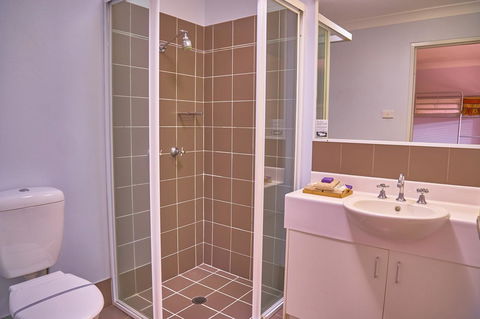 Hunter Oasis - Accommodation Cooktown 18