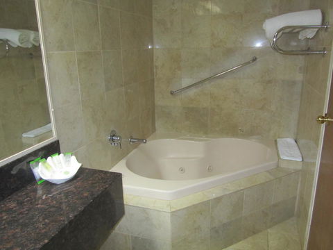 Best Western Plus Goulburn - Accommodation Cooktown 29