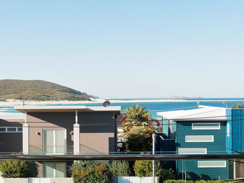 Blue View @ Fingal Bay - Accommodation Cooktown 16
