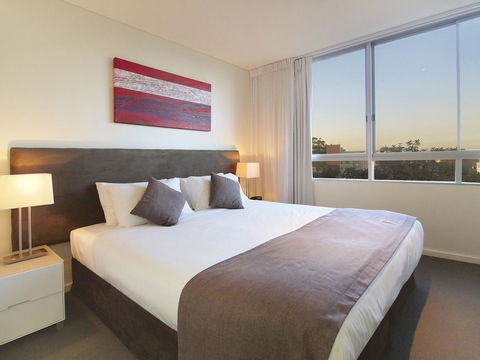 Oaks Nelson Bay Lure Suites - Accommodation Cooktown 13