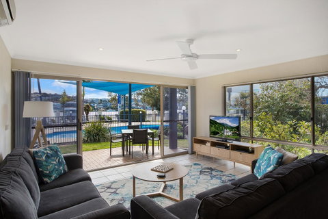 Sails Luxury Apartments Merimbula - Accommodation Cooktown 4