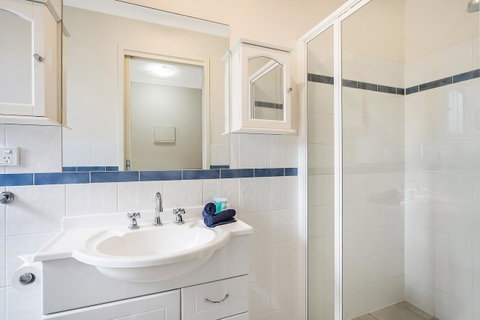 Sails Luxury Apartments Merimbula - Accommodation Cooktown 24