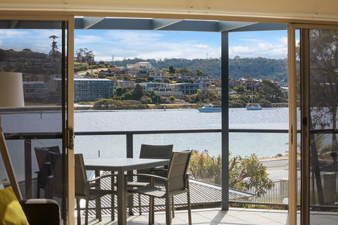 Sails Luxury Apartments Merimbula - Accommodation Cooktown 2