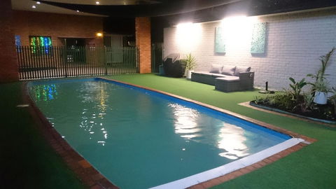 Adelong Motel - Accommodation Cooktown 2