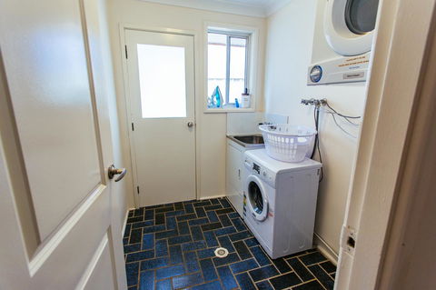 Sunbaker Pet Friendly Awards Finalist 4 Mins Walk To Culburra Beach - Accommodation Cooktown 27