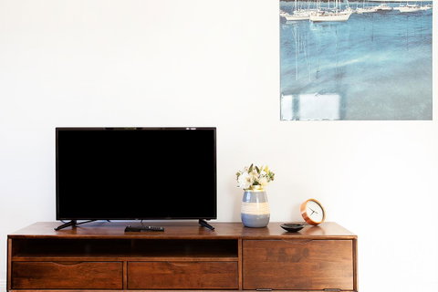 Stylish Apartment With Garage Near Bondi Beach - Accommodation Cooktown 11