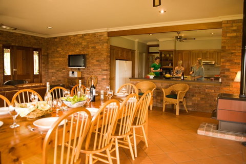 Ironstone Estate Lovedale - Accommodation Cooktown 37