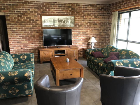 Ironstone Estate Lovedale - Accommodation Cooktown 1