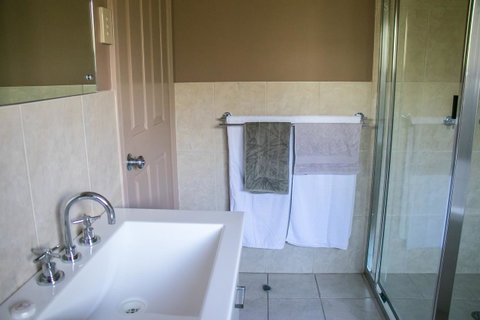 Ironstone Estate Lovedale - Accommodation Cooktown 27