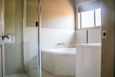 Ironstone Estate Lovedale - Accommodation Cooktown 6