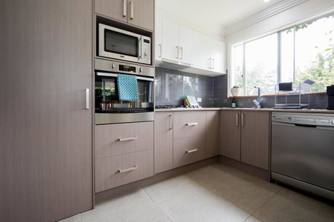 Armidale Cottage - House 2 - Accommodation Cooktown 15